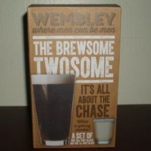 NWT WEMBLEY THE BREWSOME TWOSOME GLASS SET